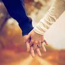 bf gf hand pic